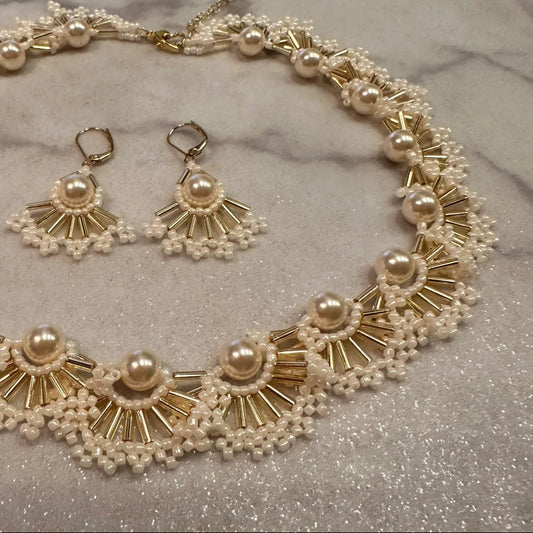 Fanshaped Pearl necklace